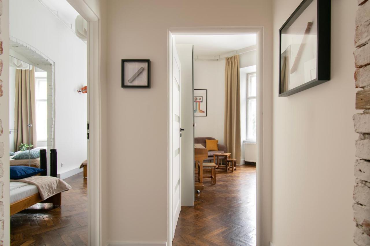 Apartments Studencka Street, Next To Planty Park كراكوفيا المظهر الخارجي الصورة