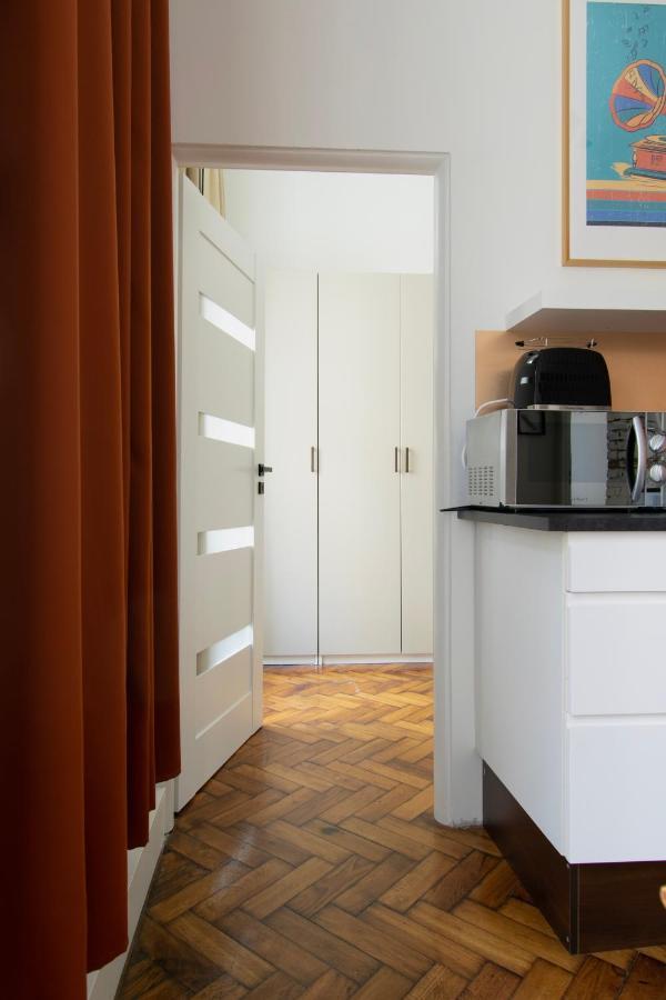 Apartments Studencka Street, Next To Planty Park كراكوفيا المظهر الخارجي الصورة