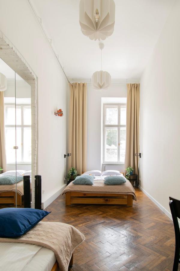 Apartments Studencka Street, Next To Planty Park كراكوفيا المظهر الخارجي الصورة