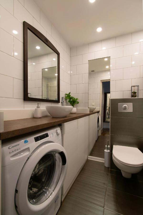 Apartments Studencka Street, Next To Planty Park كراكوفيا المظهر الخارجي الصورة