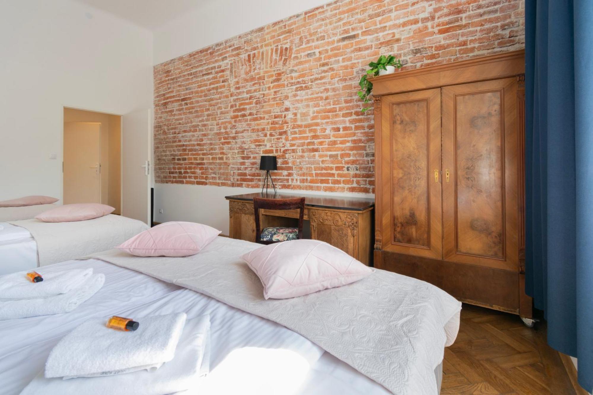 Apartments Studencka Street, Next To Planty Park كراكوفيا المظهر الخارجي الصورة